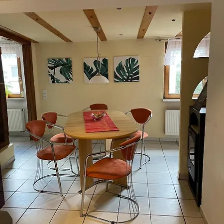 Апартаменты Super Grosse Fuer Bis Zu 5 Personen